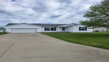 1808 Mario Place, Fremont, 43420, 3 Bedrooms Bedrooms, ,2 BathroomsBathrooms,Residential,For Sale,Mario,20261752