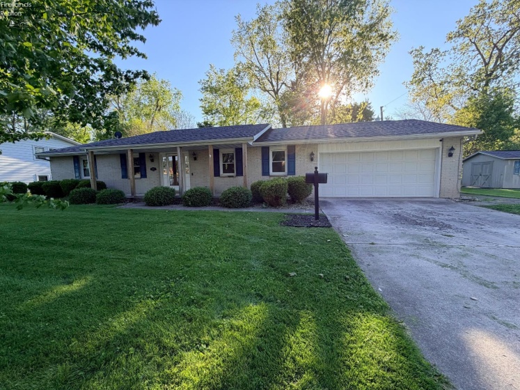 1021 Kennedy Lane, Fostoria, 44883, 3 Bedrooms Bedrooms, ,2 BathroomsBathrooms,Residential,For Sale,Kennedy,20261740
