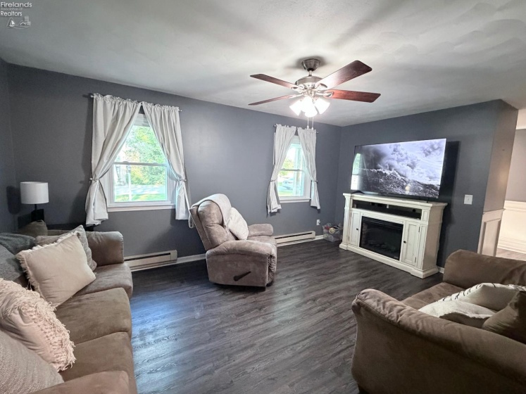 1021 Kennedy Lane, Fostoria, 44883, 3 Bedrooms Bedrooms, ,2 BathroomsBathrooms,Residential,For Sale,Kennedy,20261740