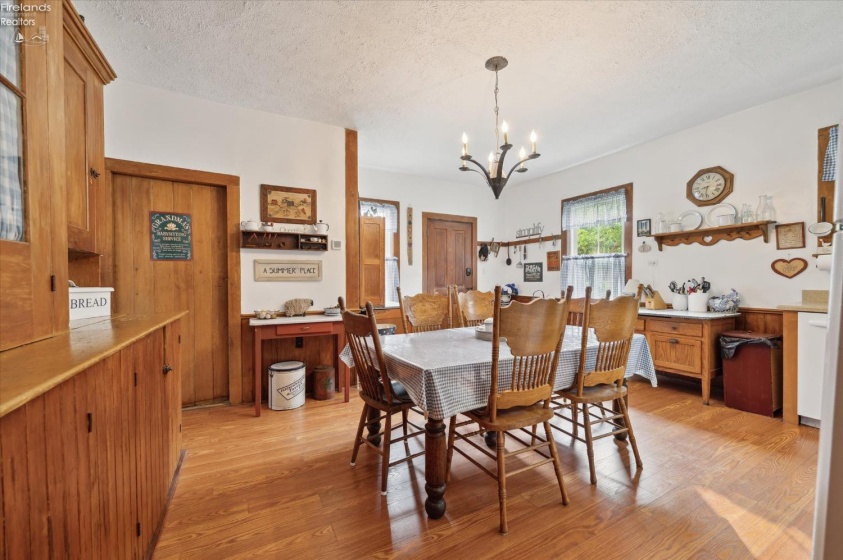 569 Victory Lane, Put-In-Bay, 43456, 4 Bedrooms Bedrooms, ,2 BathroomsBathrooms,Residential,For Sale,Victory,20261760