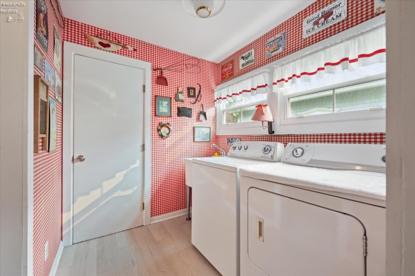 569 Victory Lane, Put-In-Bay, 43456, 4 Bedrooms Bedrooms, ,2 BathroomsBathrooms,Residential,For Sale,Victory,20261760
