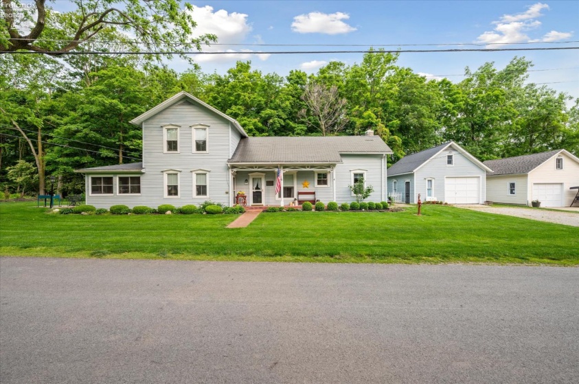 569 Victory Lane, Put-In-Bay, 43456, 4 Bedrooms Bedrooms, ,2 BathroomsBathrooms,Residential,For Sale,Victory,20261760
