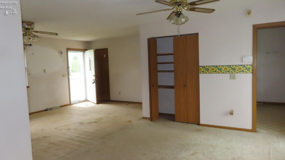 217 River Bend Road, Port Clinton, 43452, 2 Bedrooms Bedrooms, ,1 BathroomBathrooms,Residential,For Sale,River Bend,20261655