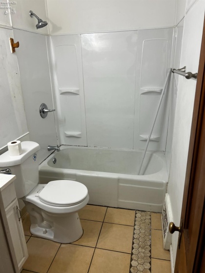 3162 Lincoln Street, Lorain, 44052, 3 Bedrooms Bedrooms, ,1 BathroomBathrooms,Residential,For Sale,Lincoln,20261769