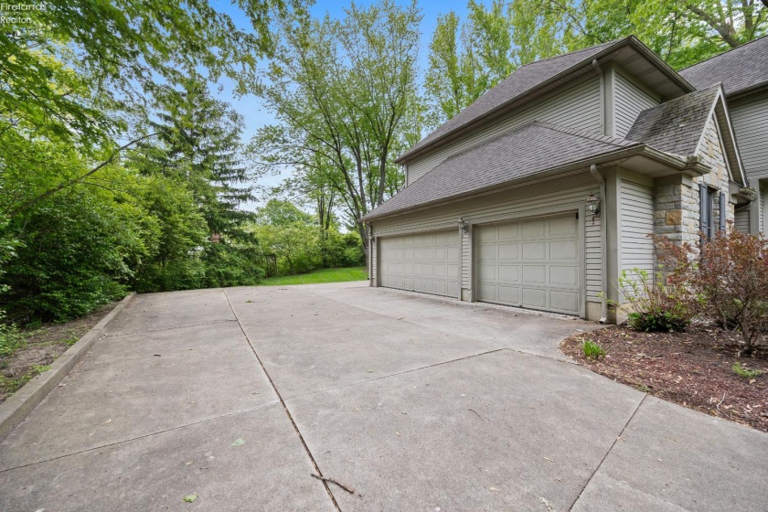 3710 Turfside Circle, Huron, 44839, 4 Bedrooms Bedrooms, ,4 BathroomsBathrooms,Residential,For Sale,Turfside,20261613