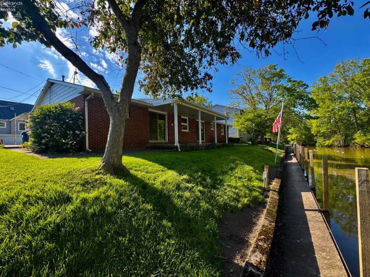 925 Nautical Drive, Vermilion, 44089, 3 Bedrooms Bedrooms, ,2 BathroomsBathrooms,Residential,For Sale,Nautical,20261775