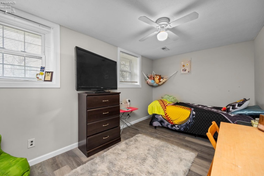 1121 Oakwood Drive, Vermilion, 44089, 3 Bedrooms Bedrooms, ,2 BathroomsBathrooms,Residential,For Sale,Oakwood,20261786