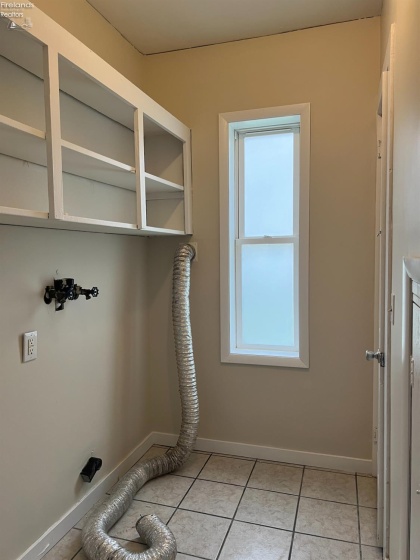 1406 Lindsley Street, Sandusky, 44870, 3 Bedrooms Bedrooms, ,1 BathroomBathrooms,Residential,For Sale,Lindsley,20261774