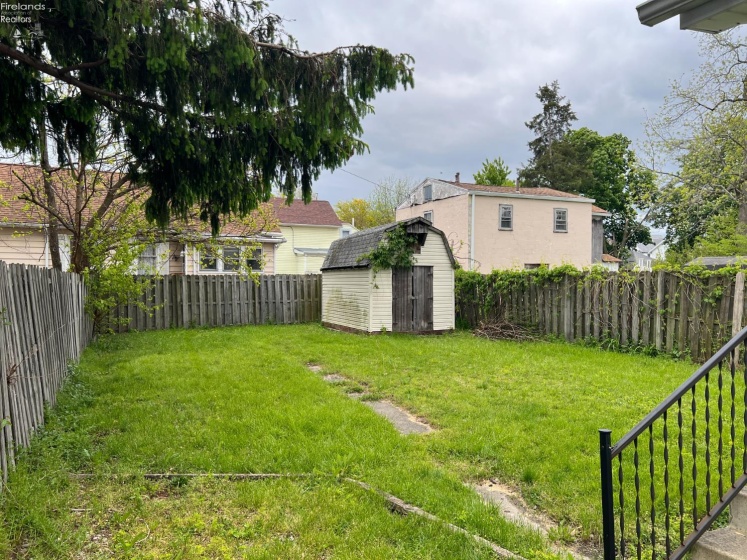 1406 Lindsley Street, Sandusky, 44870, 3 Bedrooms Bedrooms, ,1 BathroomBathrooms,Residential,For Sale,Lindsley,20261774