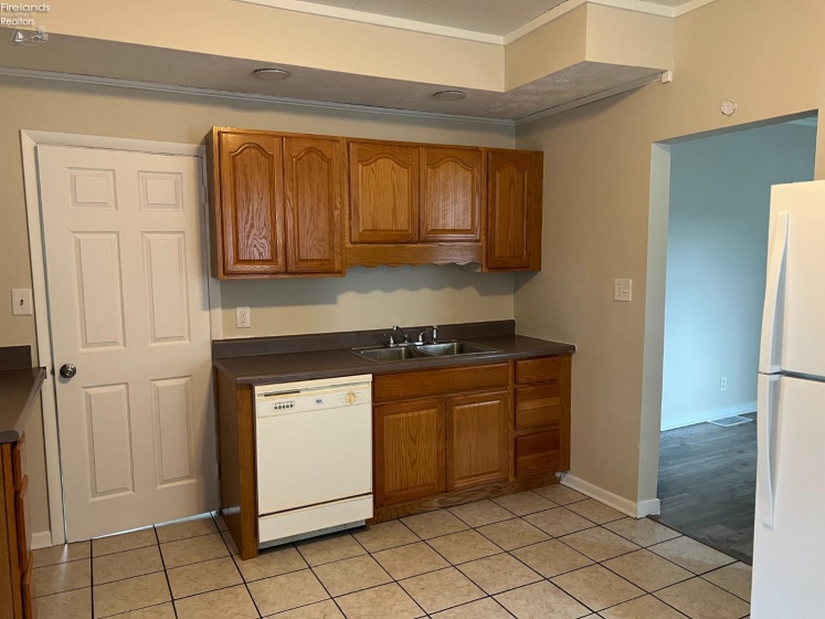 1406 Lindsley Street, Sandusky, 44870, 3 Bedrooms Bedrooms, ,1 BathroomBathrooms,Residential,For Sale,Lindsley,20261774
