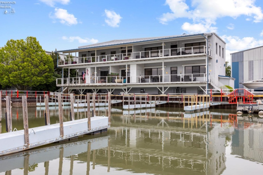 1556 Catawba Road, Port Clinton, 43452, 2 Bedrooms Bedrooms, ,2 BathroomsBathrooms,Residential,For Sale,Catawba,20261773
