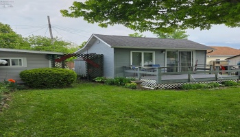 1953 Central Lane, Marblehead, 43440, 2 Bedrooms Bedrooms, ,2 BathroomsBathrooms,Residential,For Sale,Central,20261731