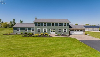 1766 Jeannie Drive, Marblehead, 43440, 4 Bedrooms Bedrooms, ,4 BathroomsBathrooms,Residential,For Sale,Jeannie,20261586