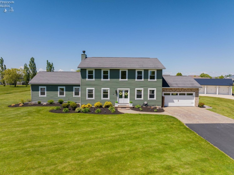 1766 Jeannie Drive, Marblehead, 43440, 4 Bedrooms Bedrooms, ,4 BathroomsBathrooms,Residential,For Sale,Jeannie,20261586