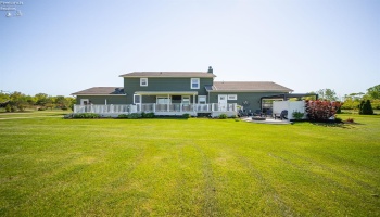 1766 Jeannie Drive, Marblehead, 43440, 4 Bedrooms Bedrooms, ,4 BathroomsBathrooms,Residential,For Sale,Jeannie,20261586