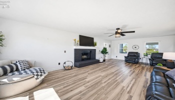 1766 Jeannie Drive, Marblehead, 43440, 4 Bedrooms Bedrooms, ,4 BathroomsBathrooms,Residential,For Sale,Jeannie,20261586