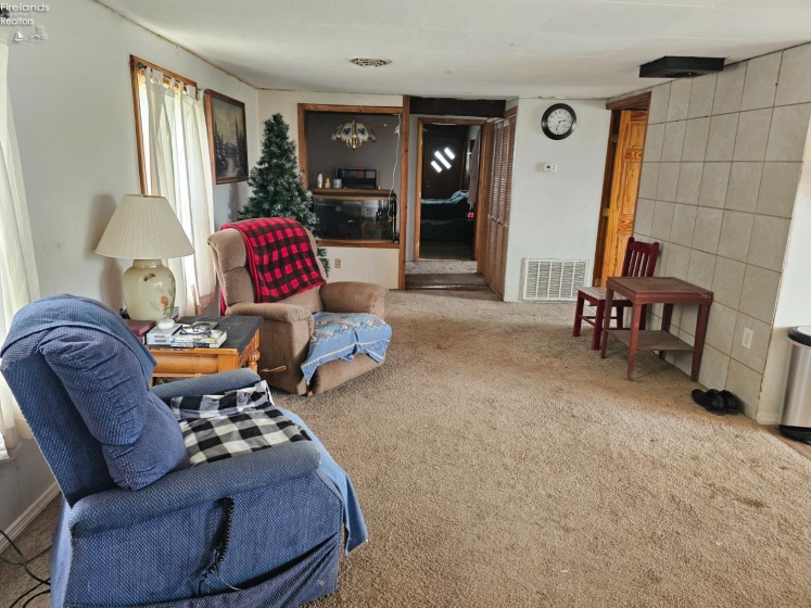2057 SR 18, Republic, 44867, 4 Bedrooms Bedrooms, ,2 BathroomsBathrooms,Residential,For Sale,SR 18,20261789