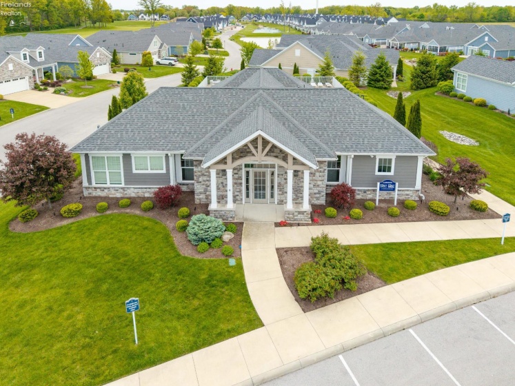 2621 Chateau Drive, Port Clinton, 43452, 3 Bedrooms Bedrooms, ,3 BathroomsBathrooms,Residential,For Sale,Chateau,20261783