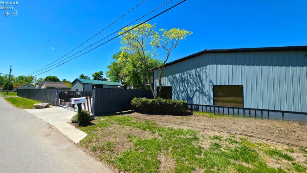 1401 Edgewater Avenue, Sandusky, 44870, ,Commercial,For Sale,Edgewater,20261793