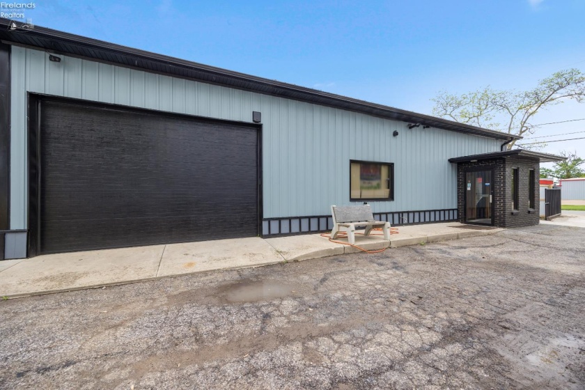 1401 Edgewater Avenue, Sandusky, 44870, ,Commercial,For Sale,Edgewater,20261793