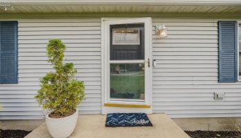 9208 River Road, Huron, 44839, 4 Bedrooms Bedrooms, ,3 BathroomsBathrooms,Residential,For Sale,River,20261693