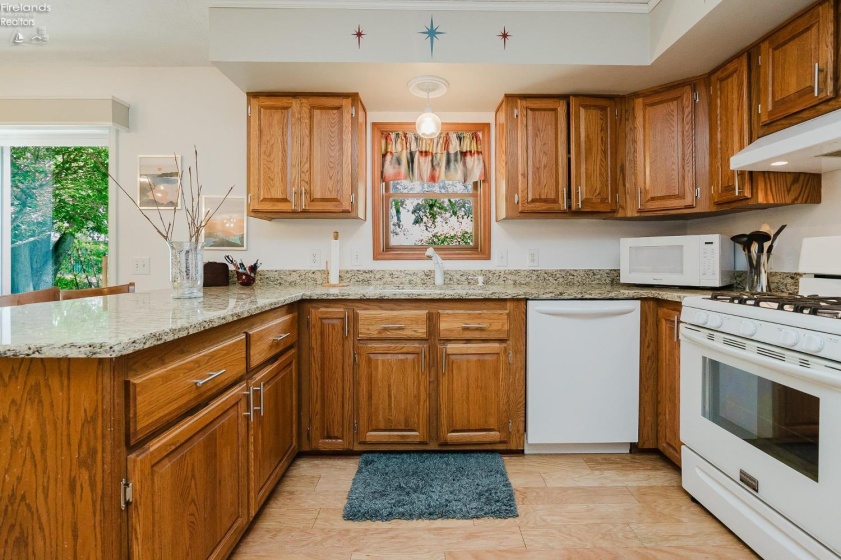 9208 River Road, Huron, 44839, 4 Bedrooms Bedrooms, ,3 BathroomsBathrooms,Residential,For Sale,River,20261693