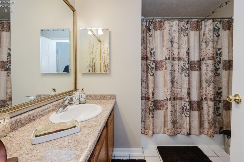 9208 River Road, Huron, 44839, 4 Bedrooms Bedrooms, ,3 BathroomsBathrooms,Residential,For Sale,River,20261693