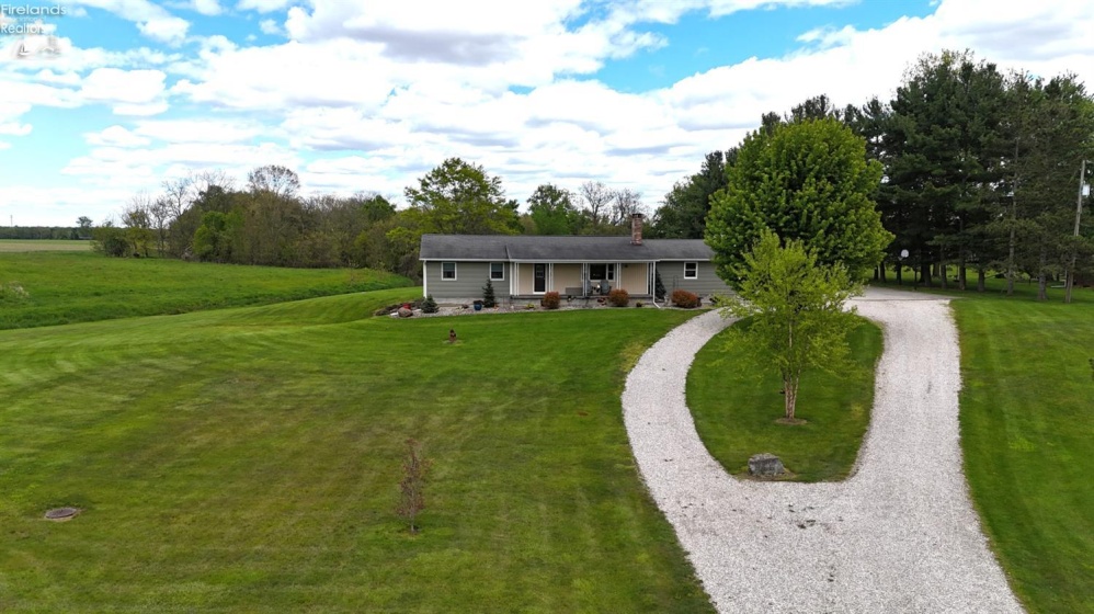 744 Old State Road, Norwalk, 44857, 4 Bedrooms Bedrooms, ,3 BathroomsBathrooms,Residential,For Sale,Old State,20261800