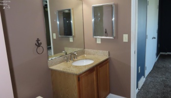 31 Marina Point Drive, Sandusky, 44870, 1 Bedroom Bedrooms, ,1 BathroomBathrooms,Residential,For Sale,Marina Point,20261780