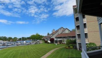 31 Marina Point Drive, Sandusky, 44870, 1 Bedroom Bedrooms, ,1 BathroomBathrooms,Residential,For Sale,Marina Point,20261780