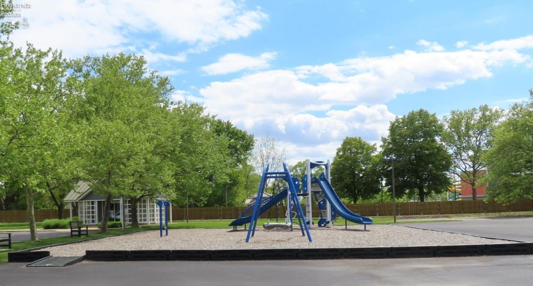 31 Marina Point Drive, Sandusky, 44870, 1 Bedroom Bedrooms, ,1 BathroomBathrooms,Residential,For Sale,Marina Point,20261780