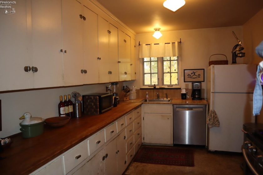 2961 Ridge Road, Norwalk, 44857, 4 Bedrooms Bedrooms, ,5 BathroomsBathrooms,Residential,For Sale,Ridge,20261812