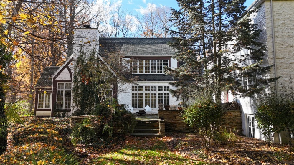 2961 Ridge Road, Norwalk, 44857, 4 Bedrooms Bedrooms, ,5 BathroomsBathrooms,Residential,For Sale,Ridge,20261812