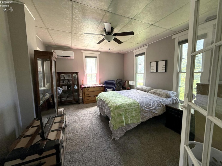 444 Clinton Street, Elmore, 43449, 5 Bedrooms Bedrooms, ,1 BathroomBathrooms,Residential,For Sale,Clinton,20261777
