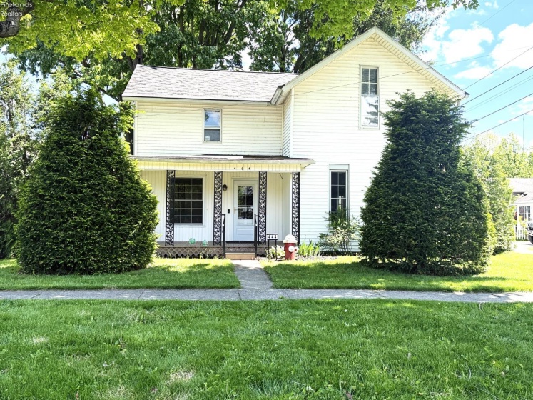 444 Clinton Street, Elmore, 43449, 5 Bedrooms Bedrooms, ,1 BathroomBathrooms,Residential,For Sale,Clinton,20261777