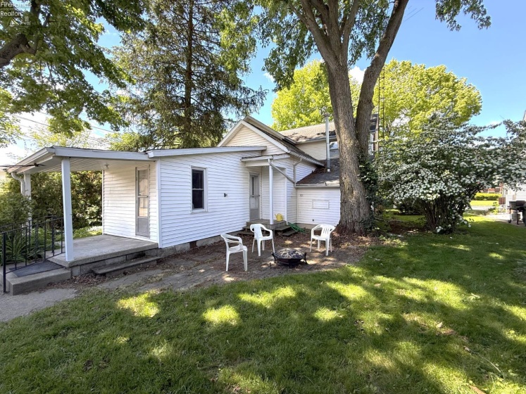 444 Clinton Street, Elmore, 43449, 5 Bedrooms Bedrooms, ,1 BathroomBathrooms,Residential,For Sale,Clinton,20261777