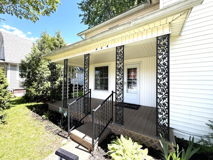 444 Clinton Street, Elmore, 43449, 5 Bedrooms Bedrooms, ,1 BathroomBathrooms,Residential,For Sale,Clinton,20261777