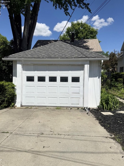 444 Clinton Street, Elmore, 43449, 5 Bedrooms Bedrooms, ,1 BathroomBathrooms,Residential,For Sale,Clinton,20261777