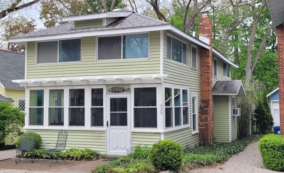 428 Cedar, Lakeside, 43440, 5 Bedrooms Bedrooms, ,2 BathroomsBathrooms,Residential,For Sale,Cedar,20261787