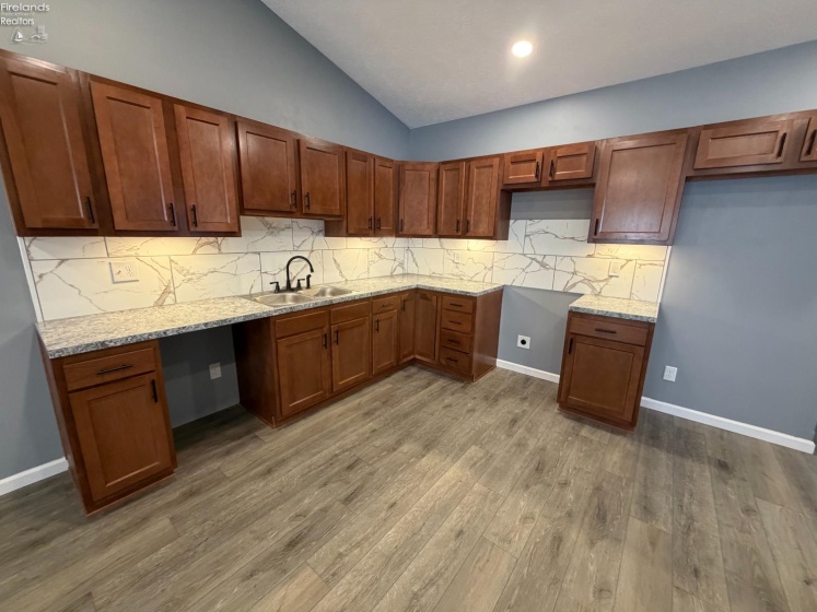 47 Grove Avenue, Norwalk, 44857, ,Multiple Units,For Sale,Grove,20261817