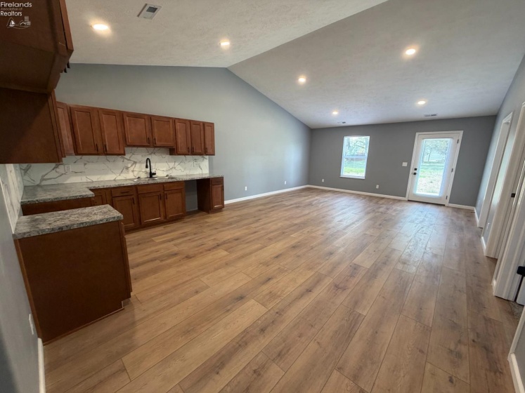 47 Grove Avenue, Norwalk, 44857, ,Multiple Units,For Sale,Grove,20261817