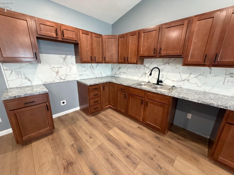 47 Grove Avenue, Norwalk, 44857, ,Multiple Units,For Sale,Grove,20261817