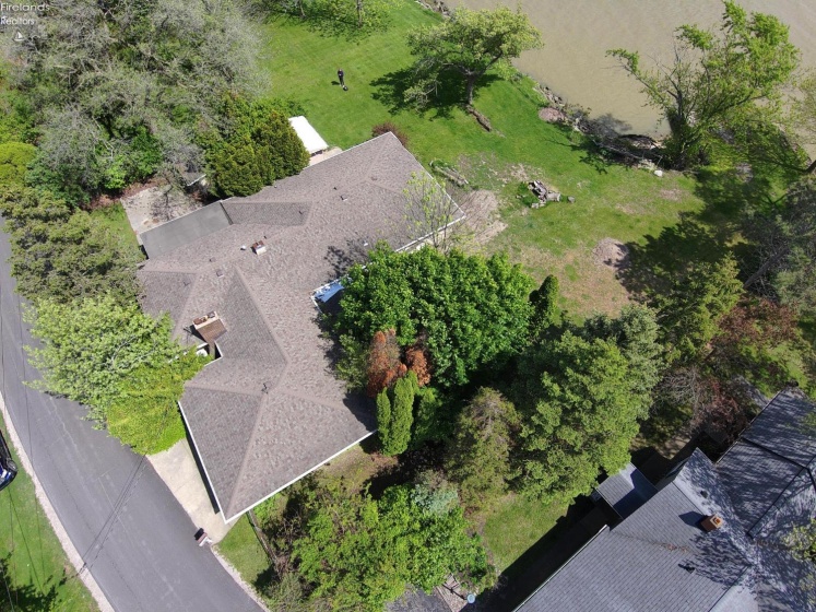 2426 Schiewe Road, Port Clinton, 43452, 3 Bedrooms Bedrooms, ,2 BathroomsBathrooms,Residential,For Sale,Schiewe,20261756