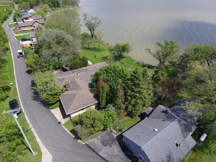 2426 Schiewe Road, Port Clinton, 43452, 3 Bedrooms Bedrooms, ,2 BathroomsBathrooms,Residential,For Sale,Schiewe,20261756