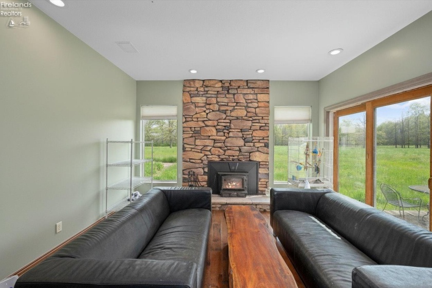 13875 Cowley Rd, Columbia Station, 44028, 3 Bedrooms Bedrooms, ,3 BathroomsBathrooms,Residential,For Sale,Cowley Rd,20261656