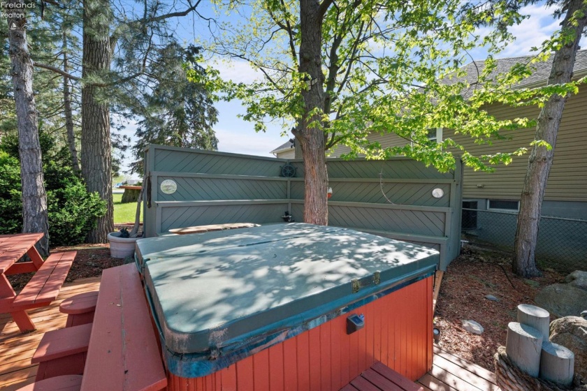5783 Mistic Bay, Marblehead, 43440, 4 Bedrooms Bedrooms, ,2 BathroomsBathrooms,Residential,For Sale,Mistic Bay,20261736