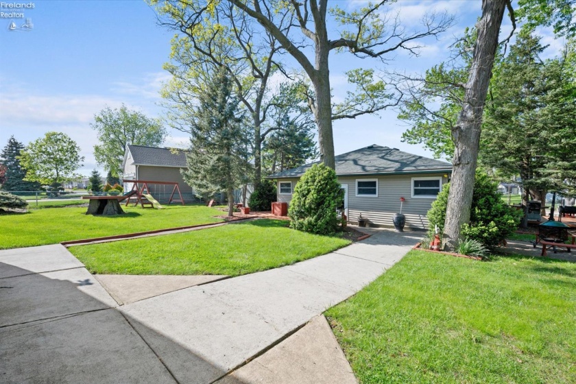 5783 Mistic Bay, Marblehead, 43440, 4 Bedrooms Bedrooms, ,2 BathroomsBathrooms,Residential,For Sale,Mistic Bay,20261736