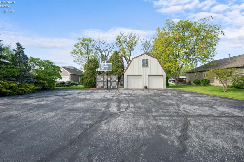 5783 Mistic Bay, Marblehead, 43440, 4 Bedrooms Bedrooms, ,2 BathroomsBathrooms,Residential,For Sale,Mistic Bay,20261736