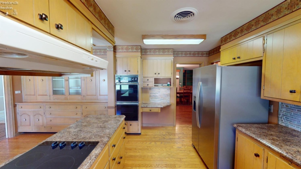 1900 Port Clinton Road, Fremont, 43420, 3 Bedrooms Bedrooms, ,3 BathroomsBathrooms,Residential,For Sale,Port Clinton,20261701