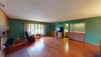 1900 Port Clinton Road, Fremont, 43420, 3 Bedrooms Bedrooms, ,3 BathroomsBathrooms,Residential,For Sale,Port Clinton,20261701